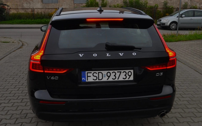 Volvo V60 cena 99900 przebieg: 105000, rok produkcji 2019 z Drezdenko małe 781